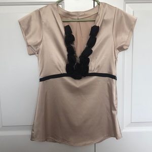 🖤BYSI BEIGE BLACK FLOWERS TOP🖤